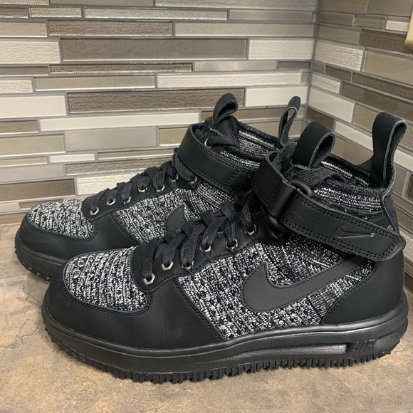 Nike LF1 Lunar Sneaker Boots Like New - Picture 3 of 7